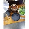 Image 2 : STEWING POT WITH LIDDED JAR AND ARTIFICIAL PLANT