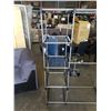 Image 3 : CLOSET ORGANIZER