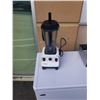 Image 1 : VITAMIX TOTAL NUTRITION CENTER BLENDER