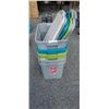 Image 1 : 5 STACKABLE STORAGE TOTES WITH LIDS