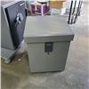 Image 2 : CLEVERMADE PACKAGE SAFE WITH CODE WORKING RETAIL $250