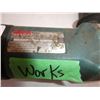 Image 2 : Makita 5" angle grinder