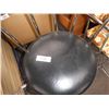 Image 2 : bar stool