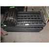 Image 1 : plastic shelving unit 5 tire