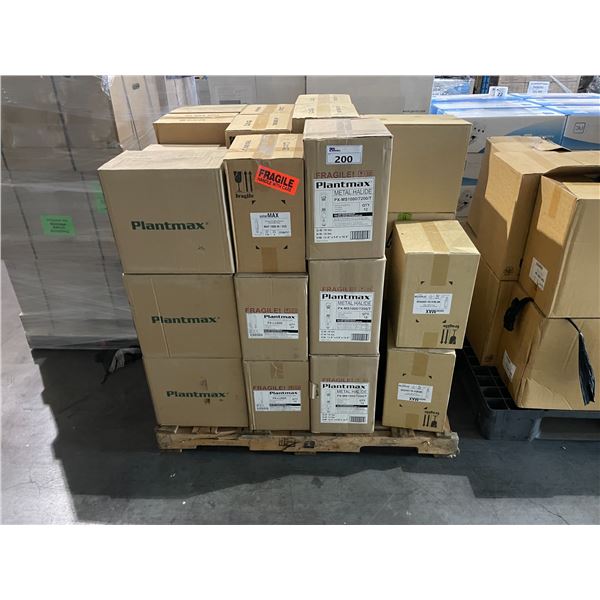 PALLET OF ASSORTED HORTICULTURAL LAMPS