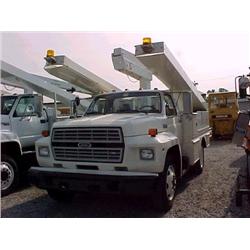 1993 FORD F700 SIGN BUCKET TRUCK