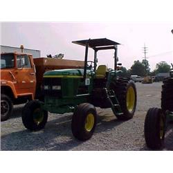JOHN DEERE 7210 FARM TRACTOR