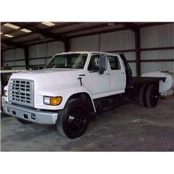 1998 FORD F800 CREWCAB FLATBED TRUCK