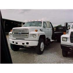 1991 FORD F800 CREWCAB FLATBED TRUCK