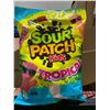 Image 2 : CASE LOT Maynards Sour Patch Kids Tropical Candy 12 x 185g