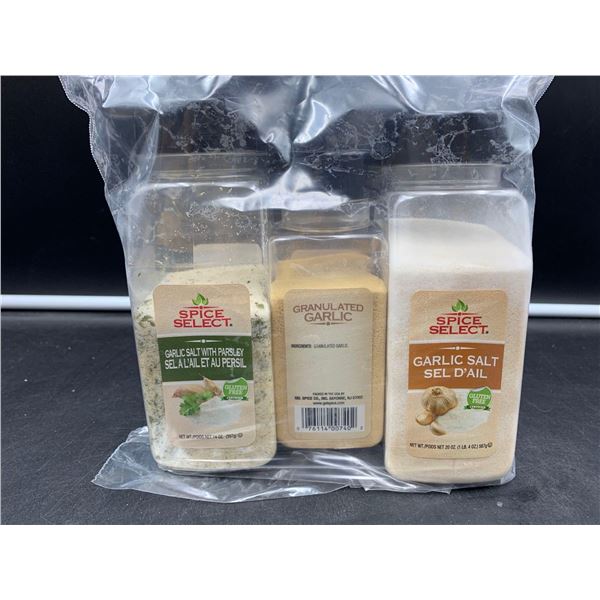 Lot of Assorted Spices (3ct)