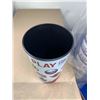 Image 2 : NHL Branded Plastic Cups 48 Count With Dome Lids