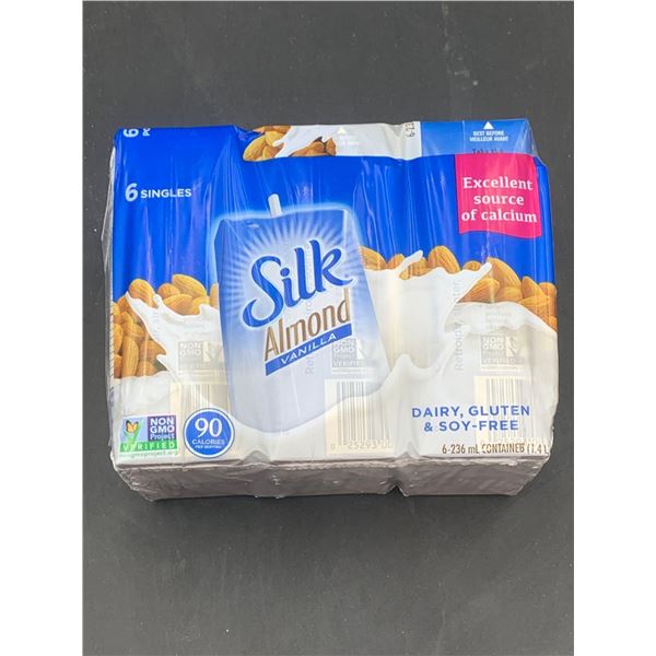 Silk Almond Singles (6 x 236ml)