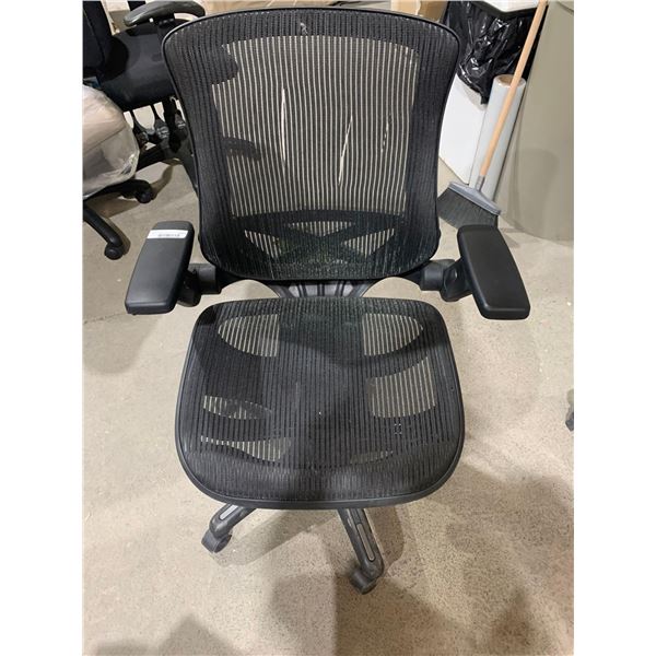 Bayside Furnishings Black Mesh Office Chair