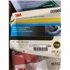 Image 4 : Lot of Assorted 3M Sanding Supplies
