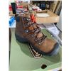 Image 2 : Keen Women's Pyrenees Size 10 Hiking Boots