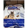 Image 2 : Royal Canin Large 8+ Senior, Large Breed Dogs from 56-100lb 30lb bag