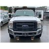 Image 1 : 2013 FORD F-550 SUPER DUTY, 2DR PU SALTER DUMP TRUCK, WHITE, VIN # 1FDUF5HT5DEB48631