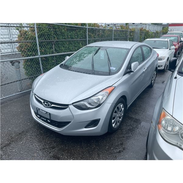 2013 HYUNDAI ELANTRA, 4DR SEDAN, GREY, VIN 5NPDH4AE5DH360322,