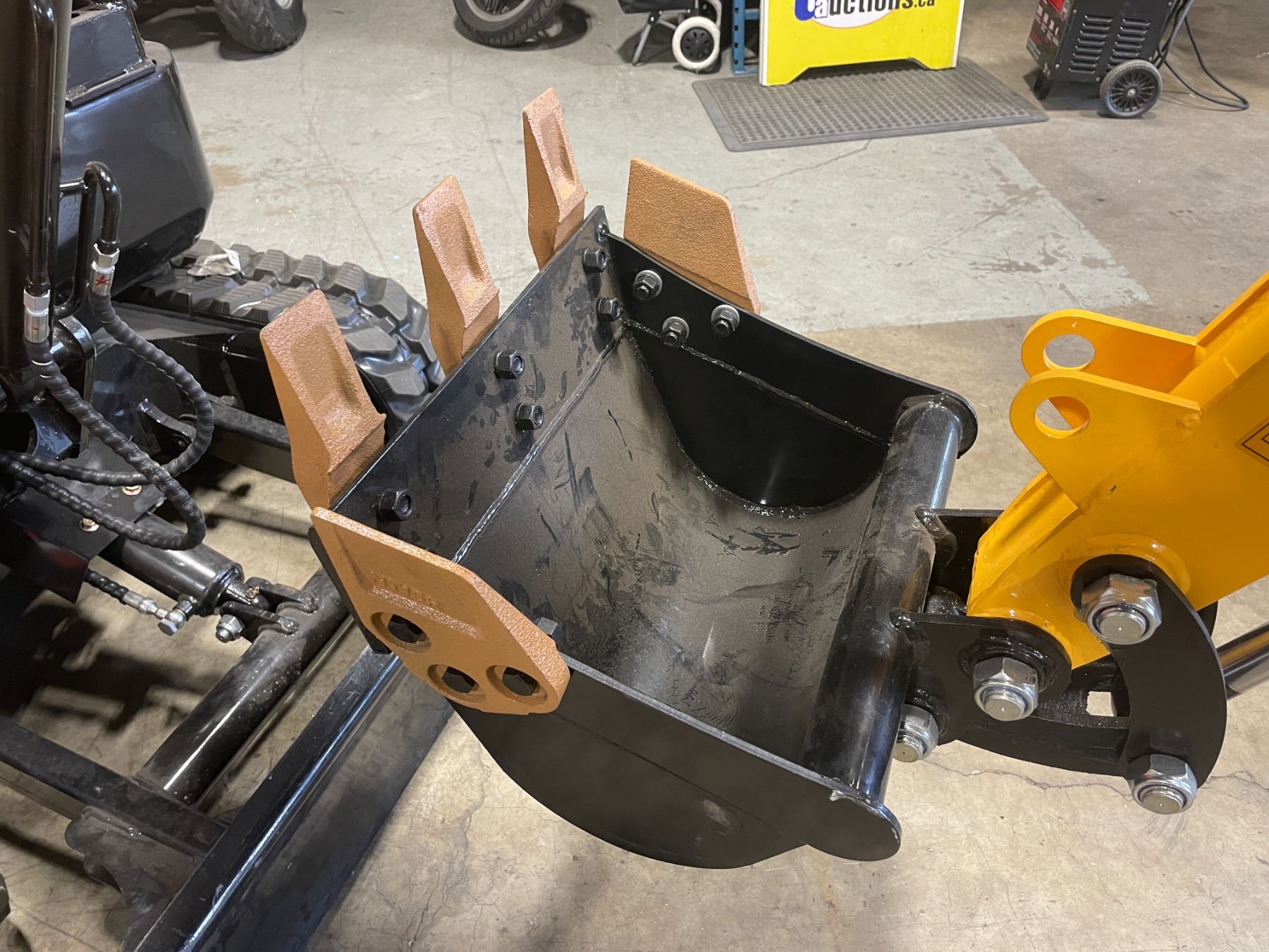 2023 DIGGIT EM15 880 KG LOAD CAPACITY 43 WIDTH HYDRAULIC GAS POWERED 2023-diggit-em15-880-kg-load-capacity-43-width-hydraulic-gas-powered