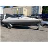 Image 2 : 1990 ESCORT BOAT TRAILER WITH BOAT, GREY, VIN 2BG310019LB000813,