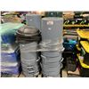 Image 1 : PALLET OF ASSORTED GREY/GREEN PLASTIC GARBAGE CANS WITH LIDS