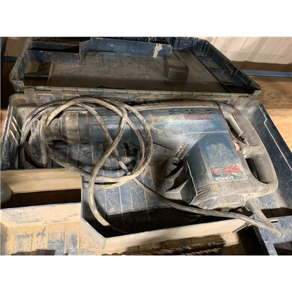 BOSCH 11263EVS ELECTRIC CORDED ROTARY HAMMER DRILL WITH VARIABLE SPEED AND HARD CARRYING CASE