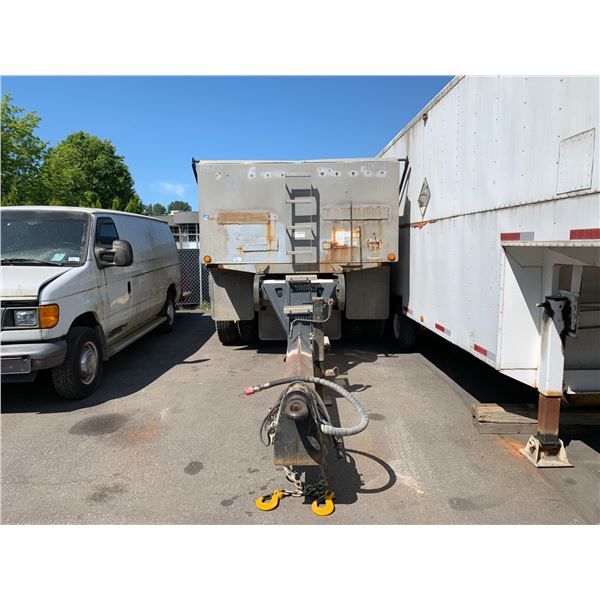2005 MIDLAND PONY/PUP TRAILER, GREY, MG14 XL2100, VIN 2MFA2R8C56R004040,