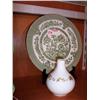 Image 1 : PLATE AND VASE