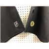 Image 2 : Set of 2 NHL Boston Bruins Athletic Knit Men's shorts - size XL