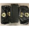 Image 2 : Set of 3 Boston Bruins Lowry Sports duffle kit bags w/ wheels