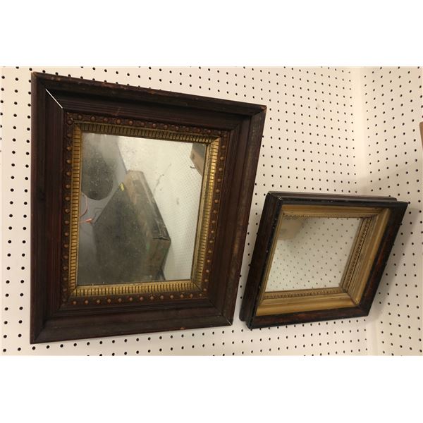 Set of 2 assorted size wall mirrors