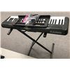 Image 2 : Casiotone CT-S195 61-Key Digital Keyboard w/ stand