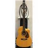 Image 2 : Norman Encore B20 CW Presys semi-acoustic guitar w/ bag/ footrest/ cable & wall mount hanger