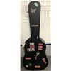 Image 1 : Black guitar hardcase