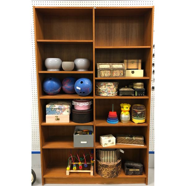 Large group of misc. set dec items - includes prop rubber bowling bowls/ ceramic vases/ jewelry boxe