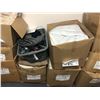 Image 3 : Approx. 12 boxes full of painter canvases