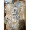Image 1 : BOX OF SWAGELOCK PARTS
