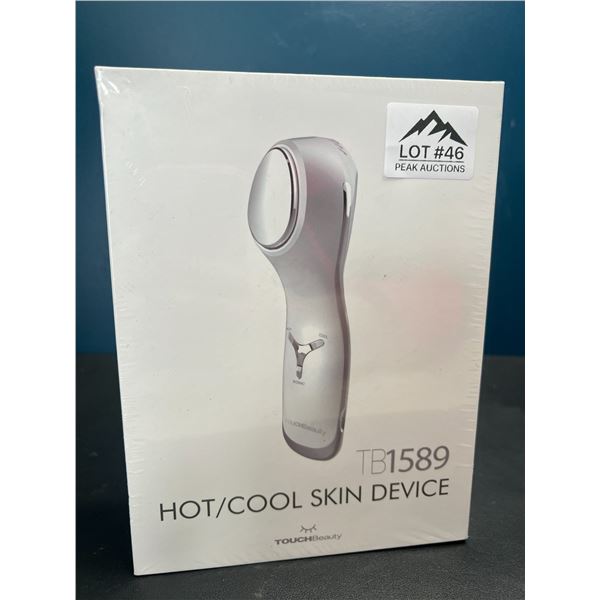 Lot of 1 TouchBeauty TB1589 Hot/Cool Skincare Face Lifting/Skin Tightening Massaging Device