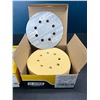Image 2 : Lot of 2 Boxes of Abrasive Sanding Discs - 50 PCS per box