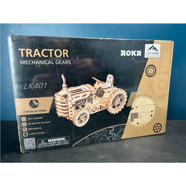 Lot of 1 Tractor Mechanical Gears 3D Wooden Puzzle