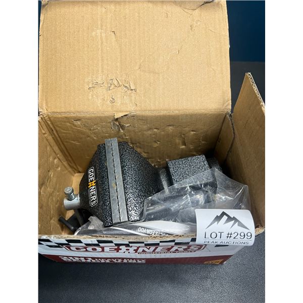 Lot of 1 Heavy Duty Bench Vice