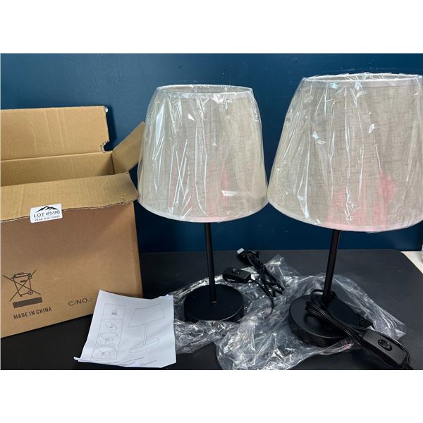 Lot of 2 Table Lamps