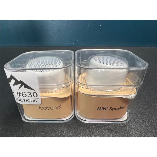 Lot of 2 Dodocool Mini Portable Bluetooth Speakers w/ Selfie Remote Control for iphone & andorid