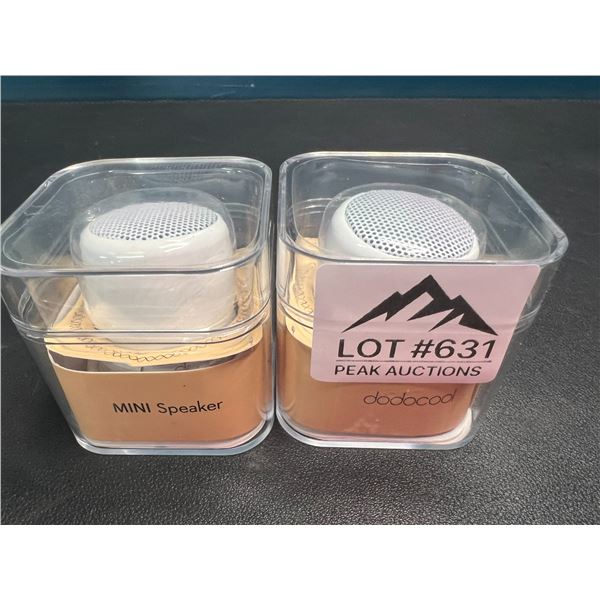 Lot of 2 Dodocool Mini Portable Bluetooth Speakers w/ Selfie Remote Control for iphone & andorid