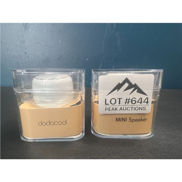 Lot of 2 Dodocool Mini Portable Bluetooth Speakers w/ Selfie Remote Control for iphone & andorid