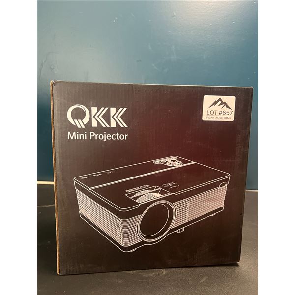 Lot of 1 QKK Mini Video Projector