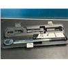 Image 1 : Lot of 1 Torque Wrench