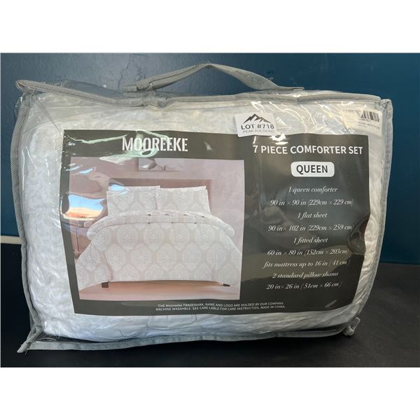 Lot of 1 Queen Size Comforter Set - 7PCS