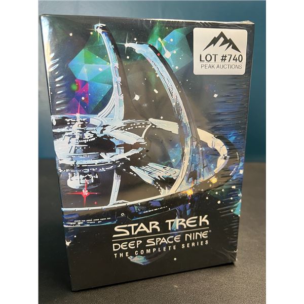Lot of 1 Star Trek - Deep Space Nine: The Complete Series DVD Set